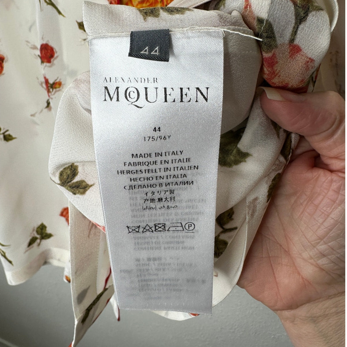 Alexander McQueen Cream Multi Color Floral Long Sleeve Button Pajama Top 44 / M