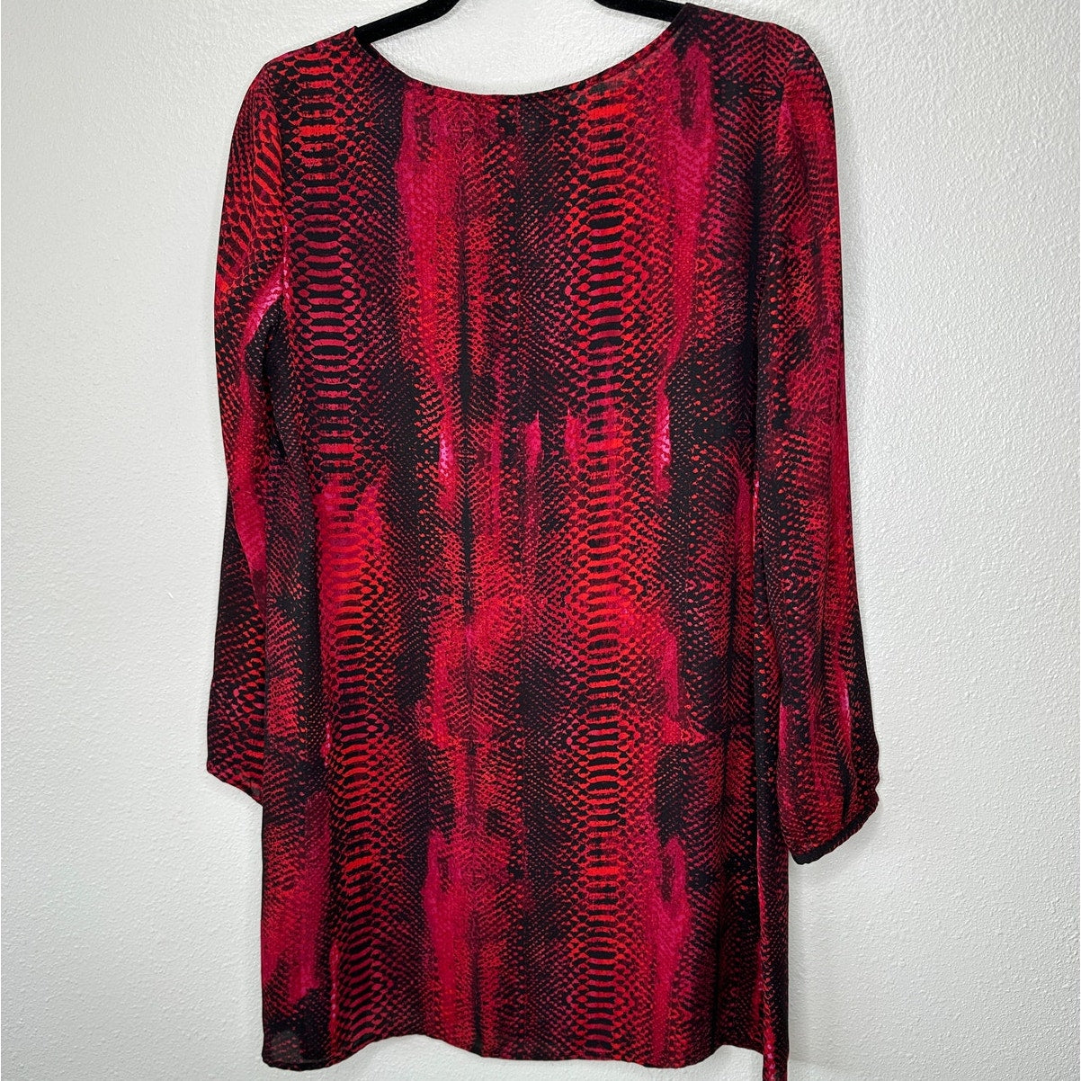 BB Dakota Red & Black Snakeprint Round Neck Long Sleeve Flowy Mini Dress S