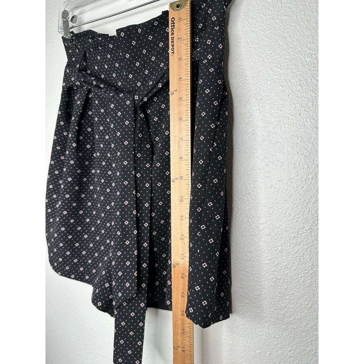 Bishop + Young Serafina Shorts Black Red White Positano Print M