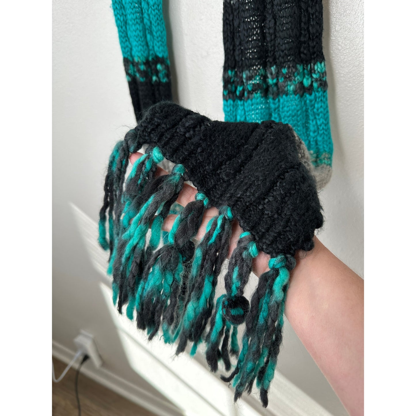 Billabong Black Gray & Teal Knit Scarf with Fringe OS