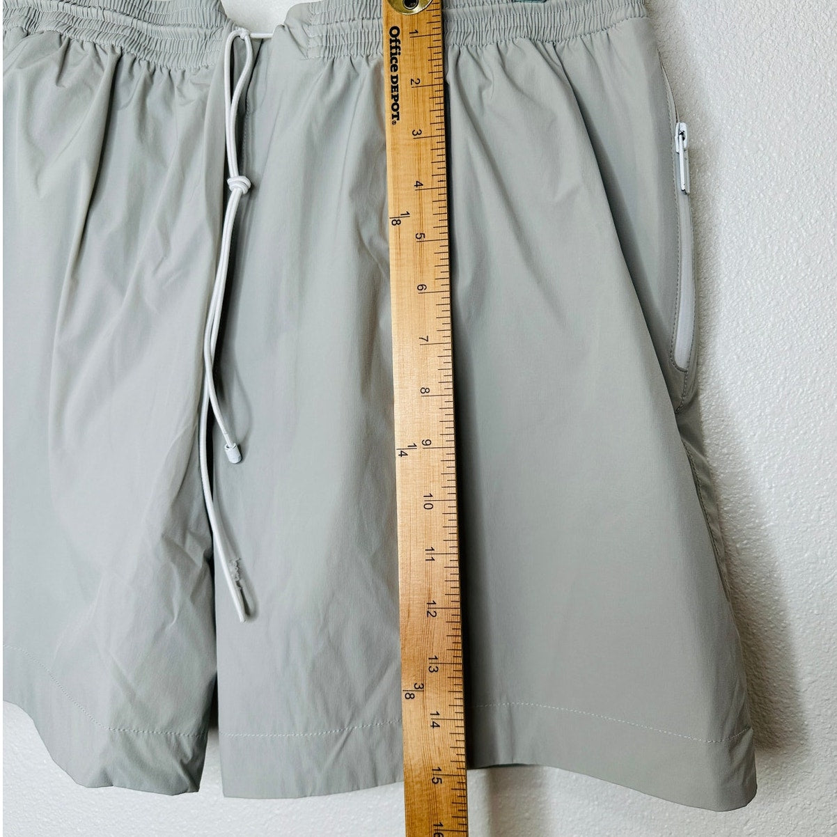 Hermes Mens Gray Drawstring Waist Zip Pocket Swim Trunks