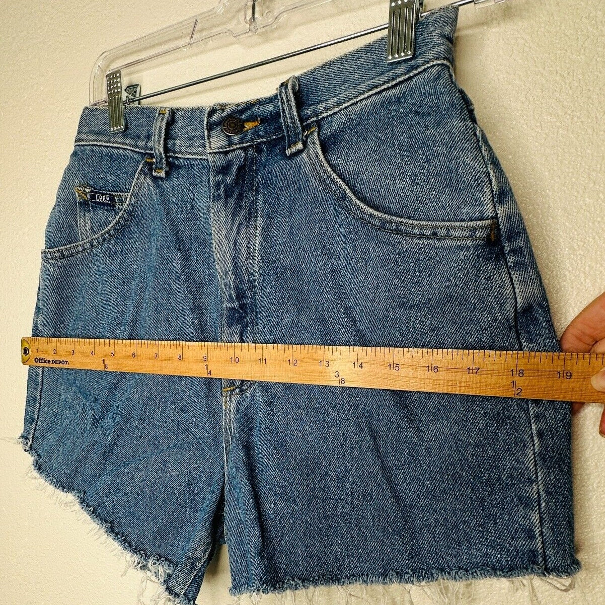 Lee Light Medium Blue Wash High Waist Raw Hem High Rise Jean Shorts 10