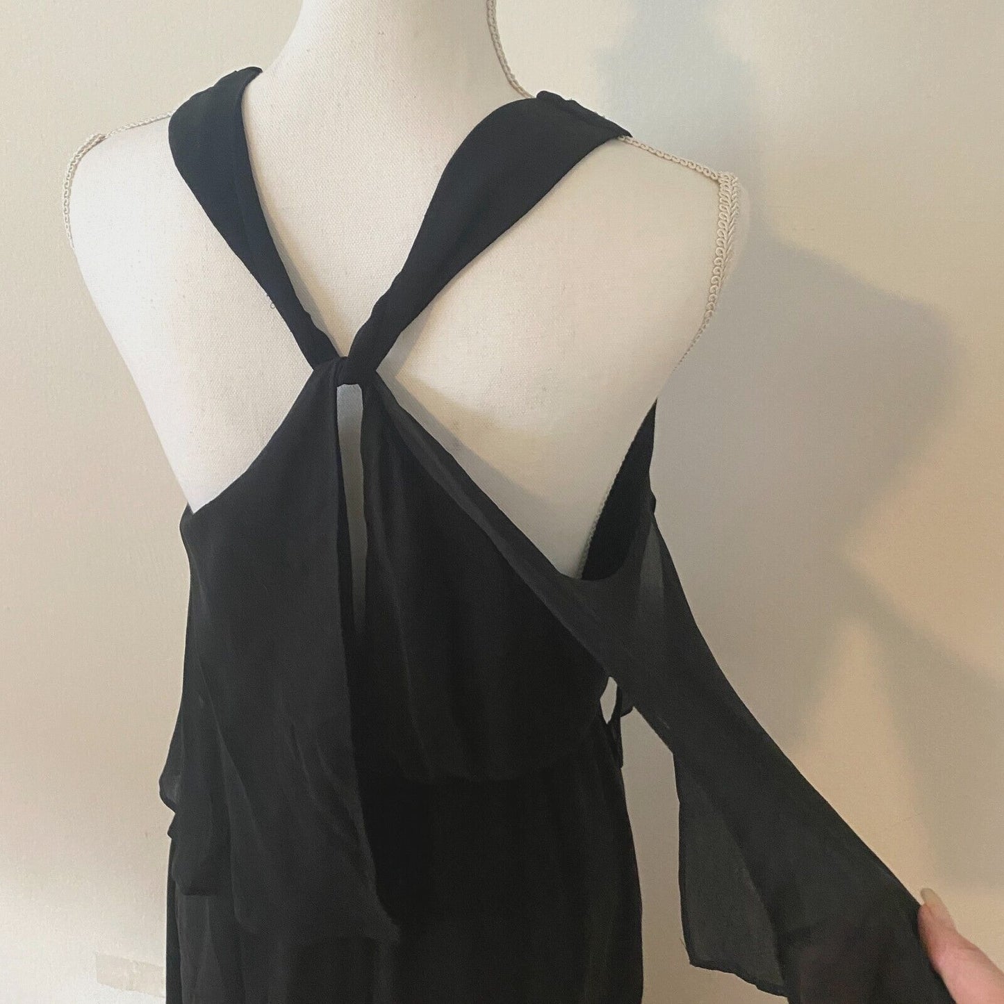 Aritzia Babaton Black SILK Chiffon Flowy V-Neck Crisscross Racerback Maxi Small