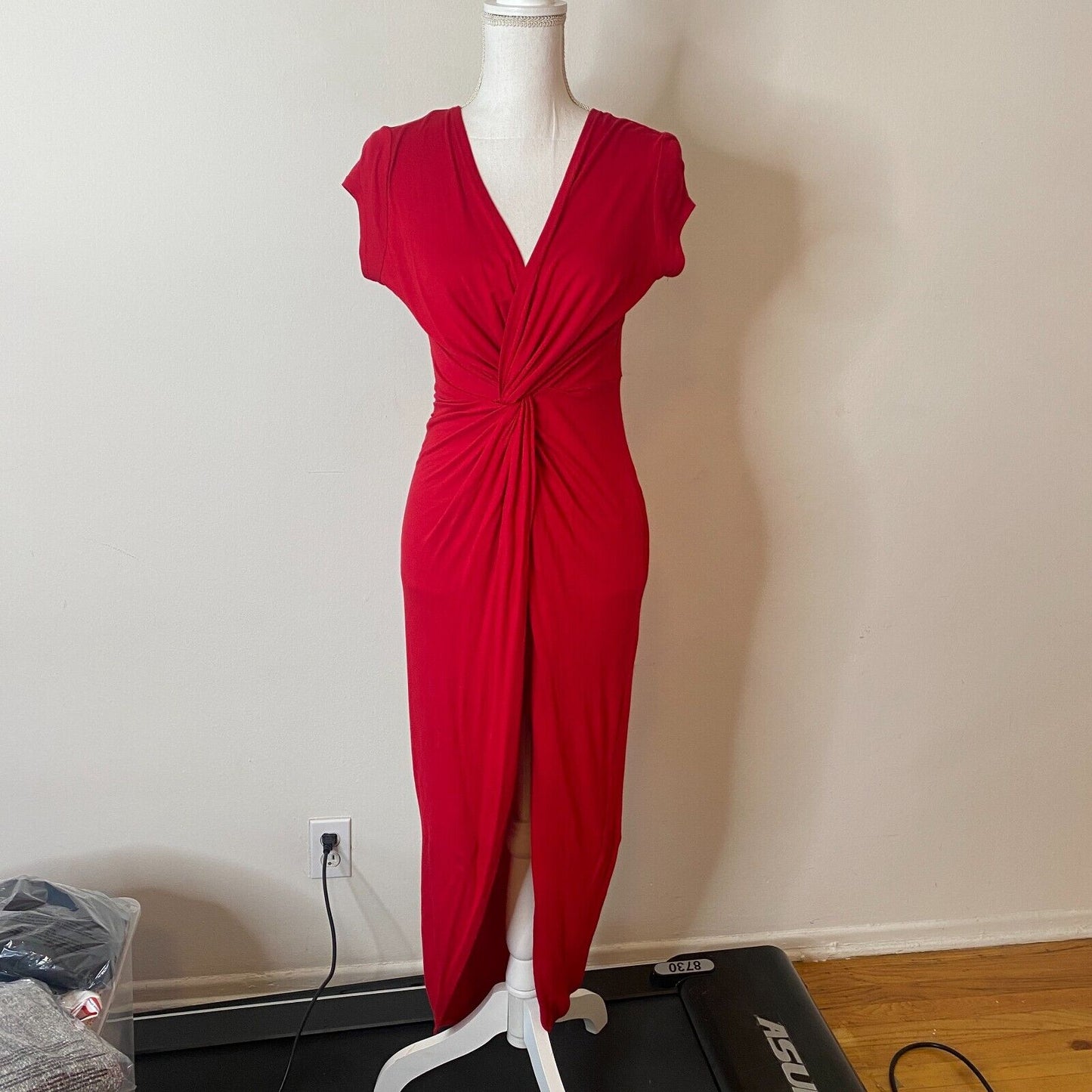 Sabora Red Sexy Deep-V Twist Front Cap Sleeve Bodycon Dress M