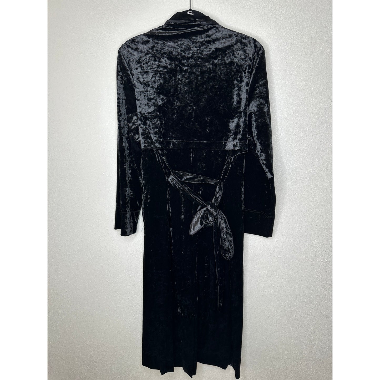Arrive Black Velour Front Button Long Sleeve Tie Waist Midi Dress Small