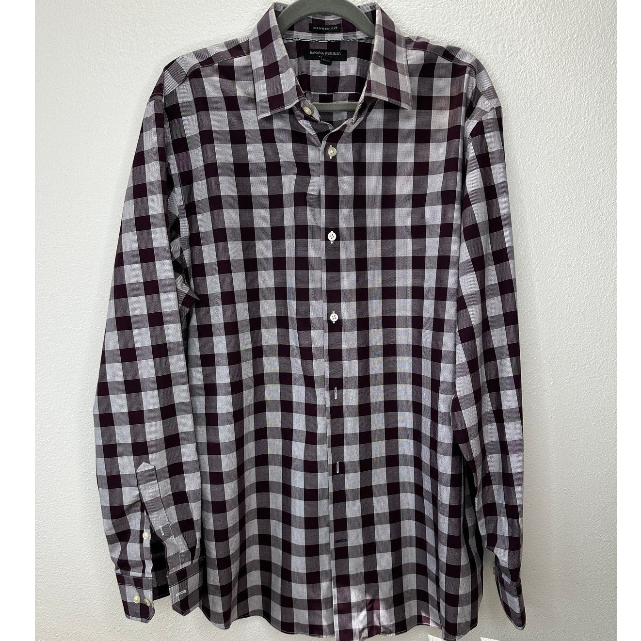 Banana Republic Men's Camden Fit Purple & White Plaid Button Shirt XL