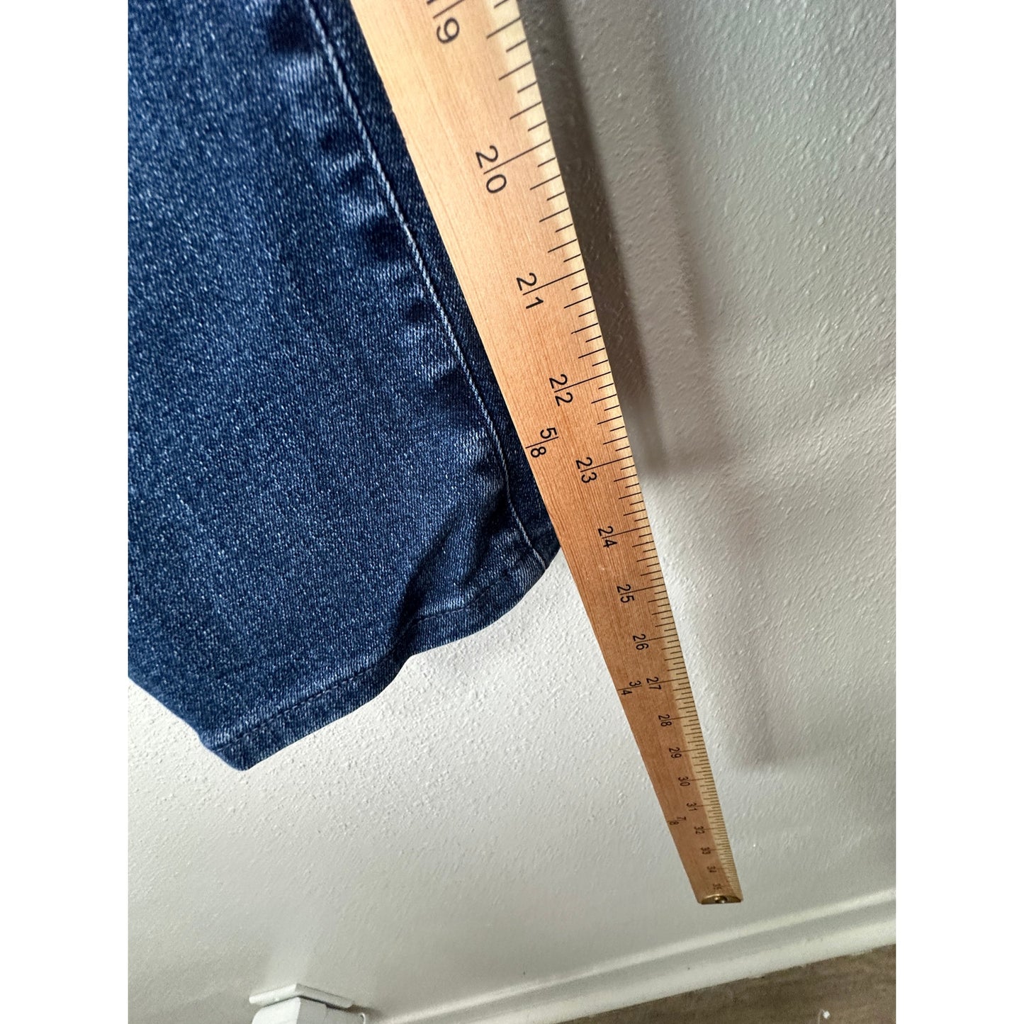 AG Adriano Medium Wash Whiskered Prima Cigarette Leg Jeans 30