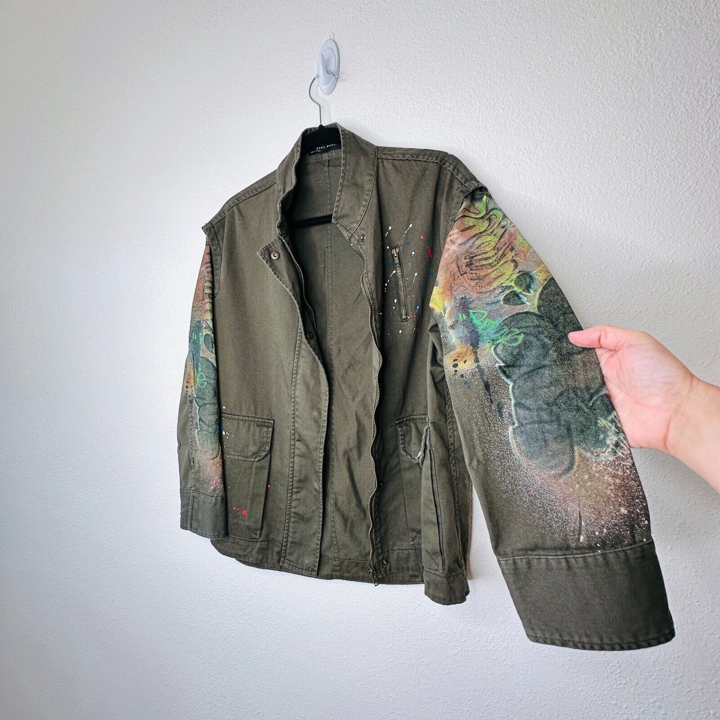 Zara Army Green Grafitti New York Jungle Oversize Zip Utility Jacket 100% Cotton