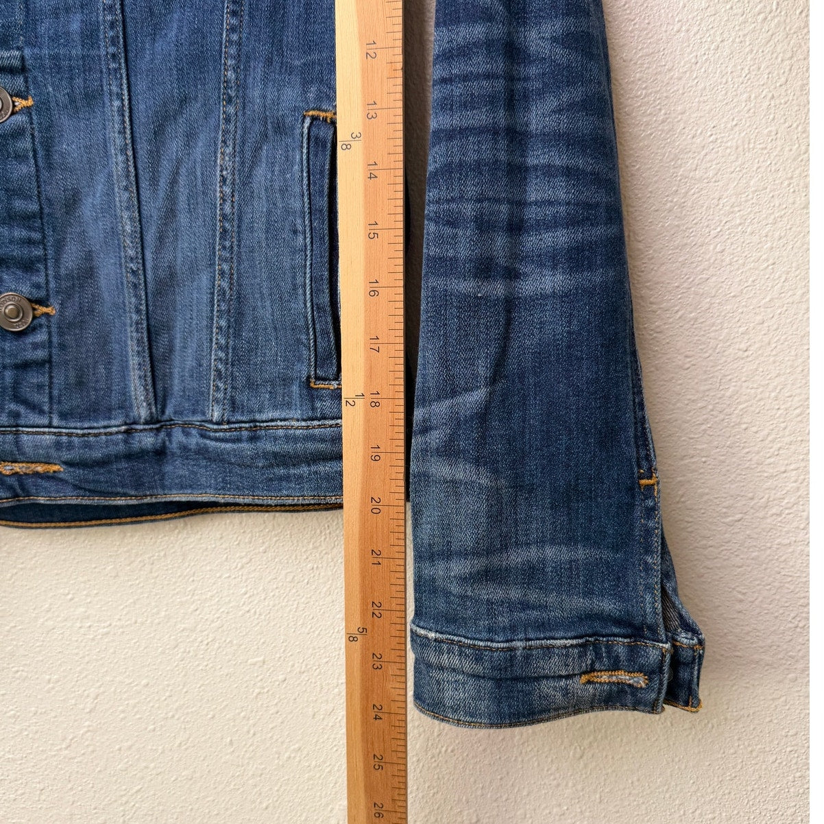 Hudson Classic Medium Wash Denim Jacket Button Front XS