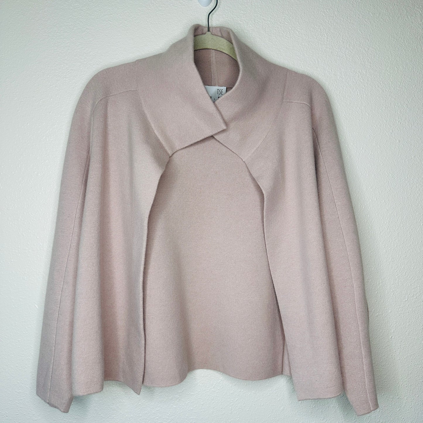 TSE Light Pink Magnetic Collared Cropped Cardigan Long Balloon Sleeves