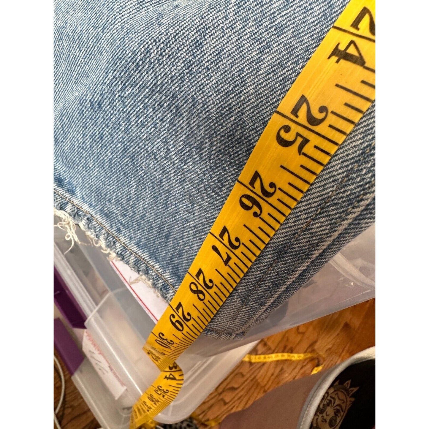 Agolde 90s Medium Wash Mid Rise Button Fly Straight Loose Distressed Jeans 24