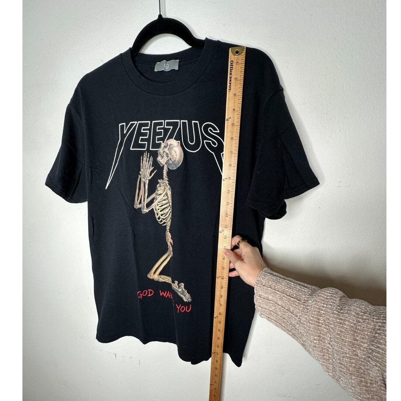 Yeezus Black God Wants You Kneeling Skeleton Graphic Short Sleeve Unisex Tee XL