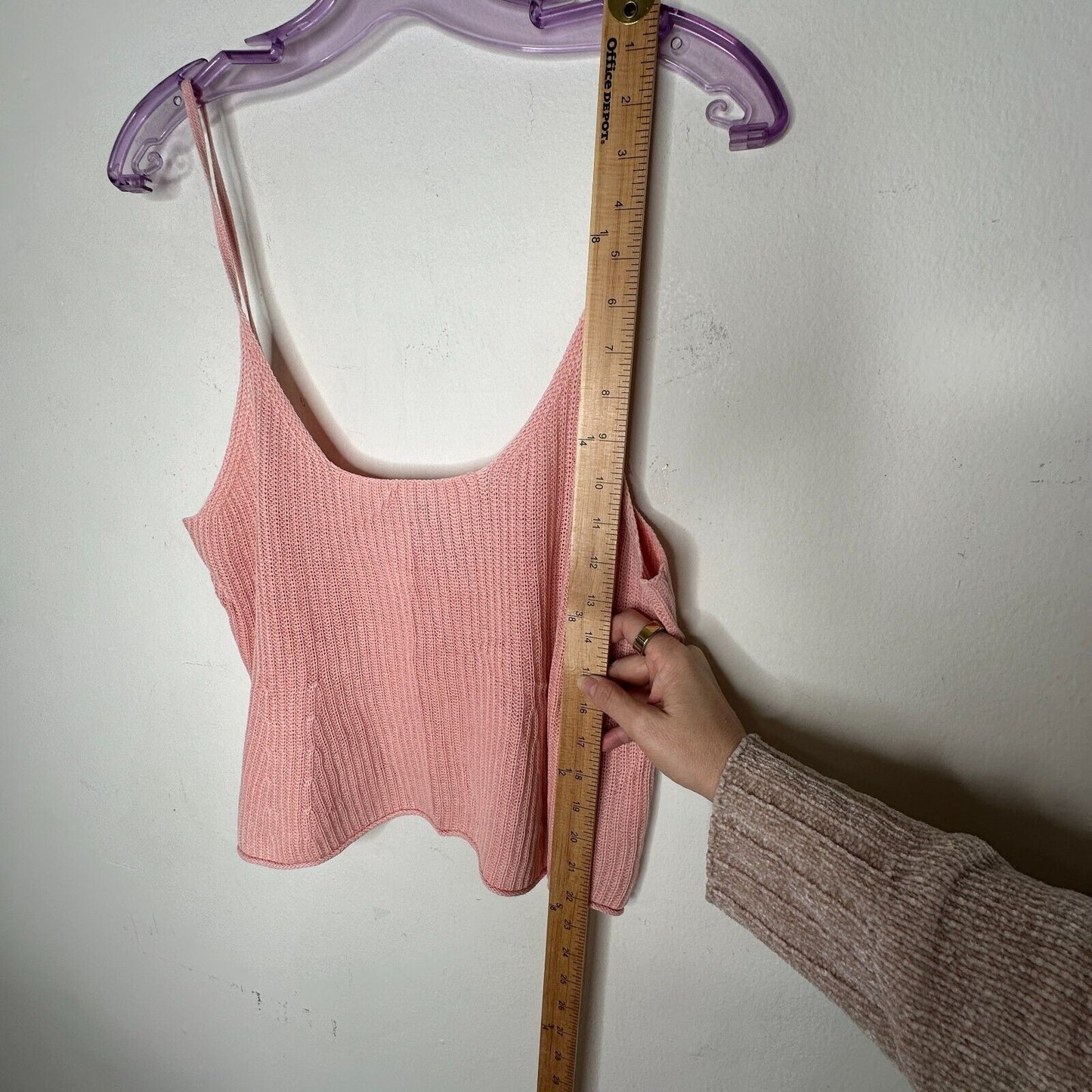 BDG Pink Rib Knit Spaghetti Strap Deep Scoop Neck Crop Top Boxy Sweater M