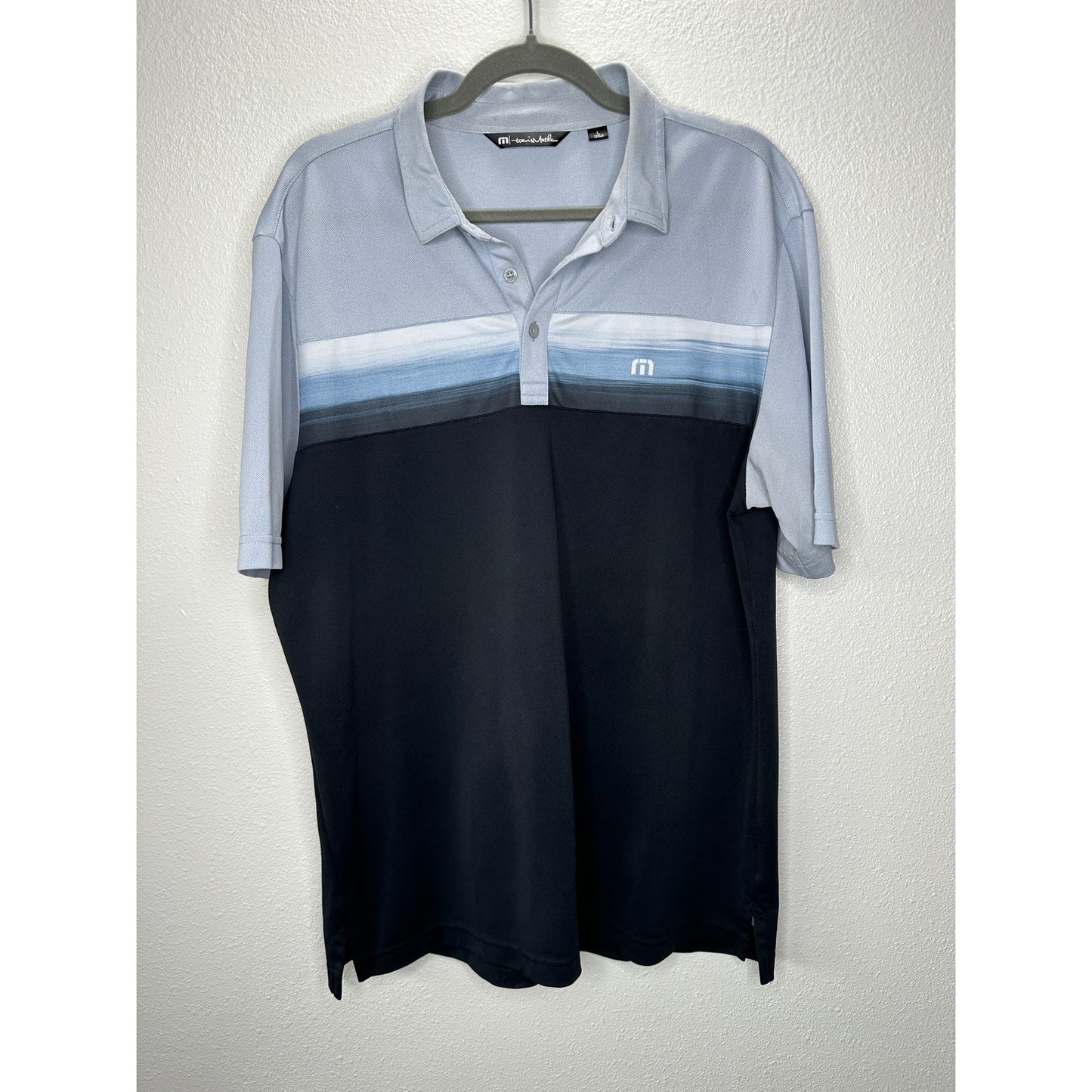 Travis Matthew Light Blue to Black Ombre Short Sleeve Golf Shirt M