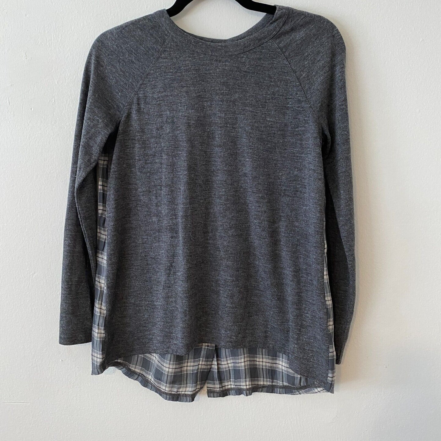 Ann Taylor Loft High Low Medium Gray Top Gray Blue & Cream Plaid Button Down XSP