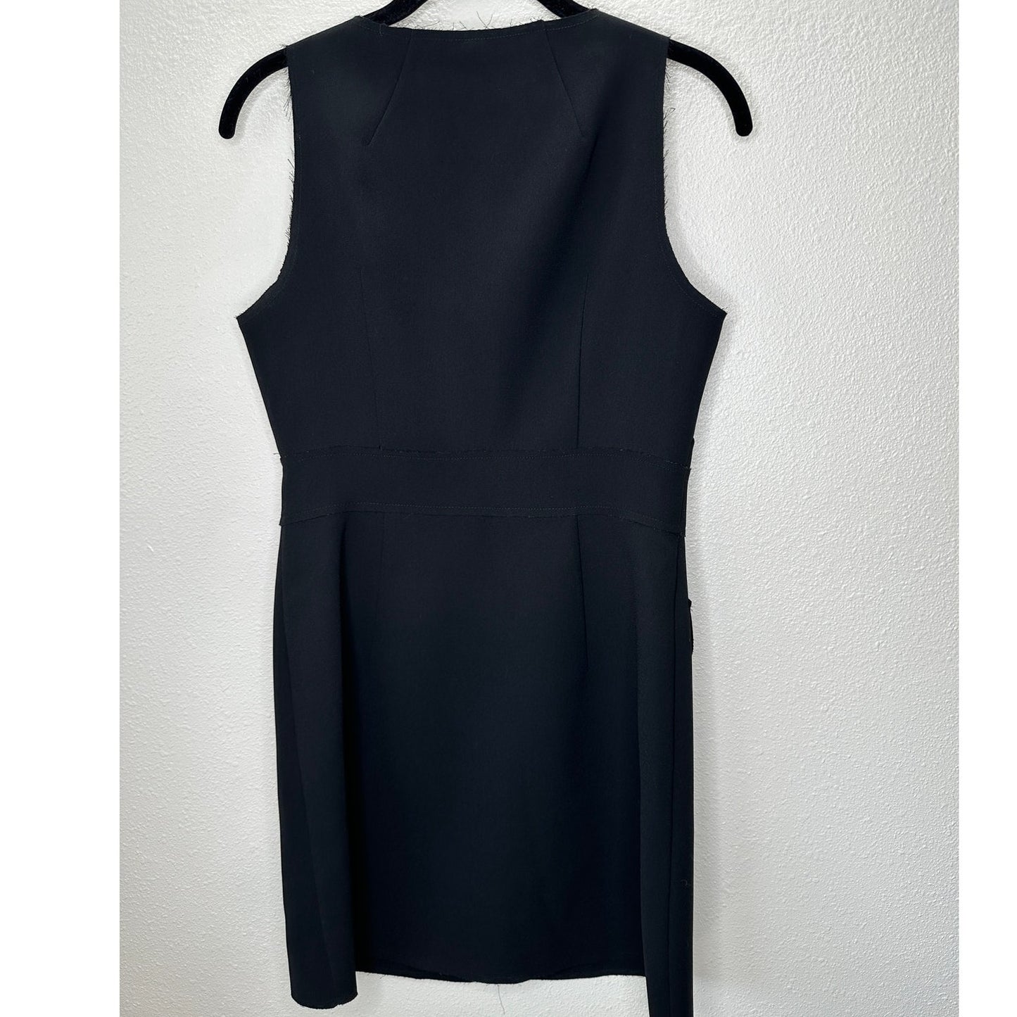 Topshop Black VNeck Front Zip Sleeveless Utility Pocket Dress 6