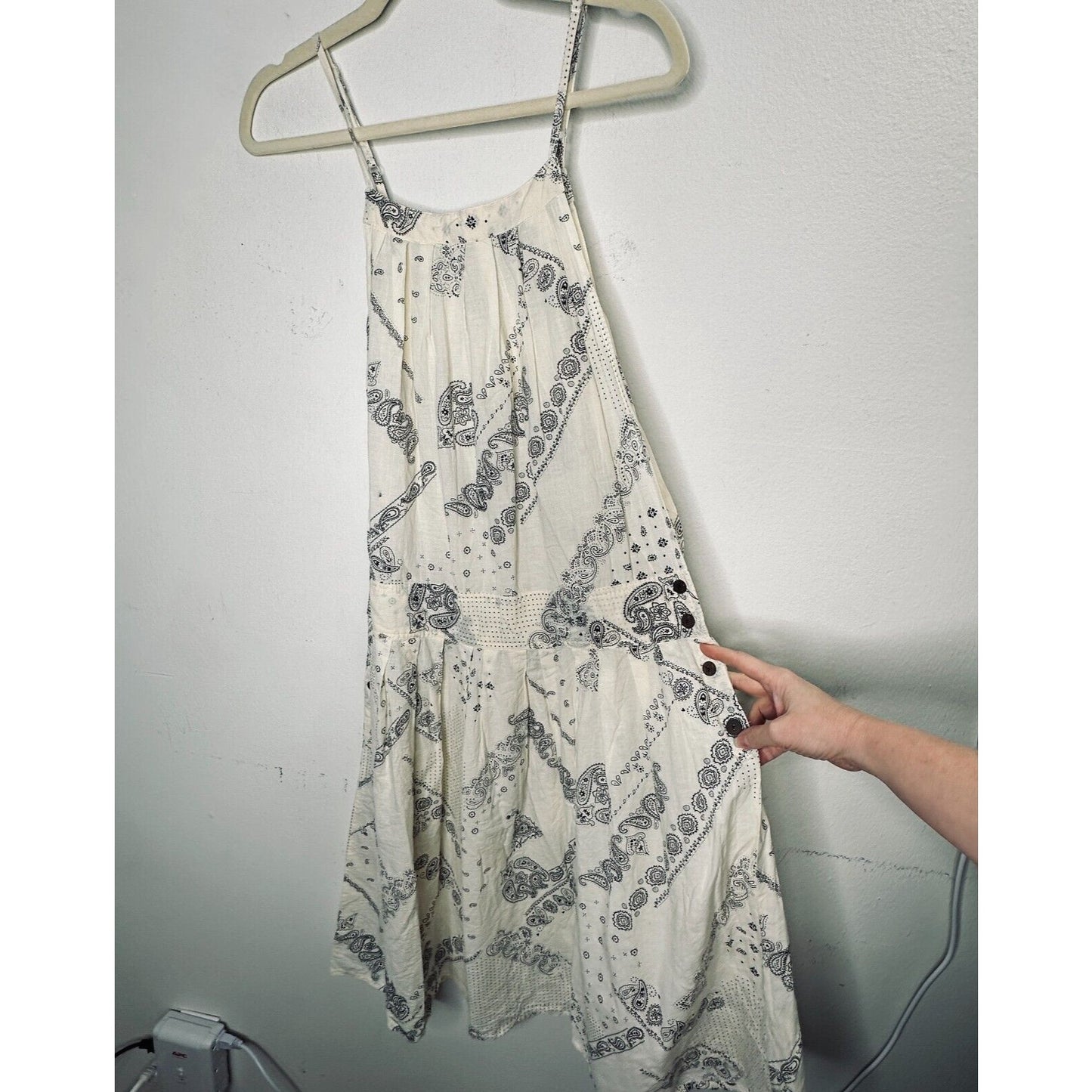 Anthro Cream Black Scarf Print Ruffle Spaghetti Strap Pleated Flowy Dress Med