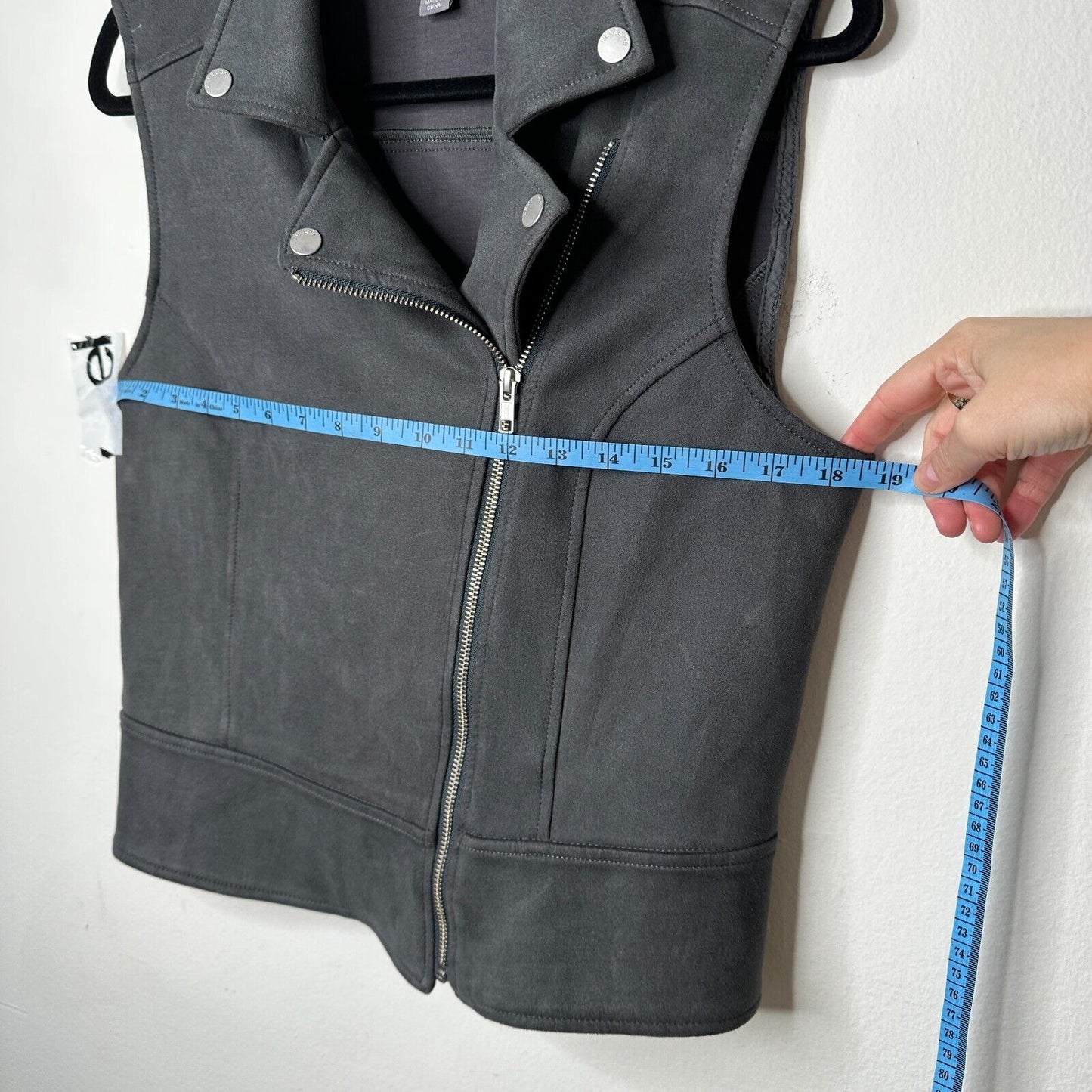 Level 99 Alexa Faux Suede Earl Gray Moto Vest Asymmetric Center Front Zip Medium