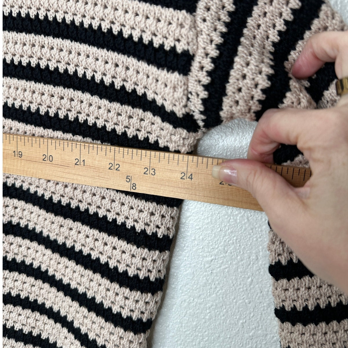 NWT Le Lis Tan & Black Striped Round Neck Raglan Sleeve Crop Sweater L