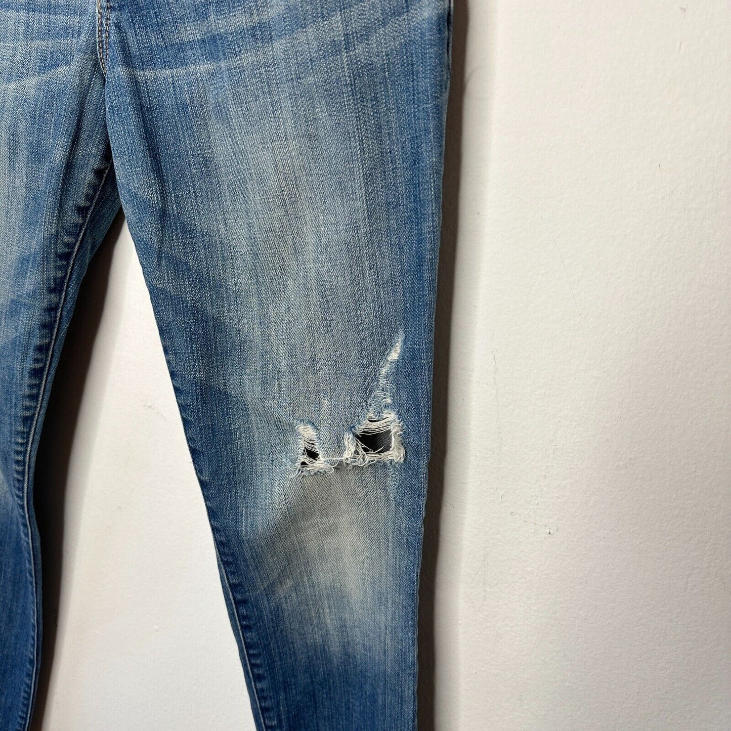 Abercrombie & Fitch Blue Super Skinny Mid Rise Distress Jeans 5-Pocket 28 / 29
