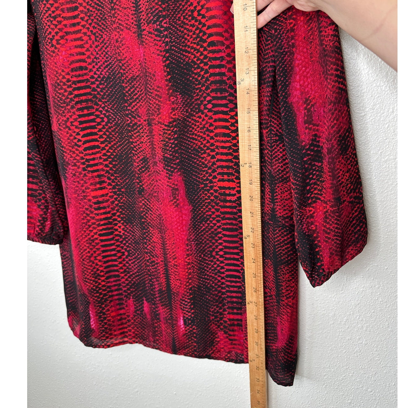 BB Dakota Red & Black Snakeprint Round Neck Long Sleeve Flowy Mini Dress S