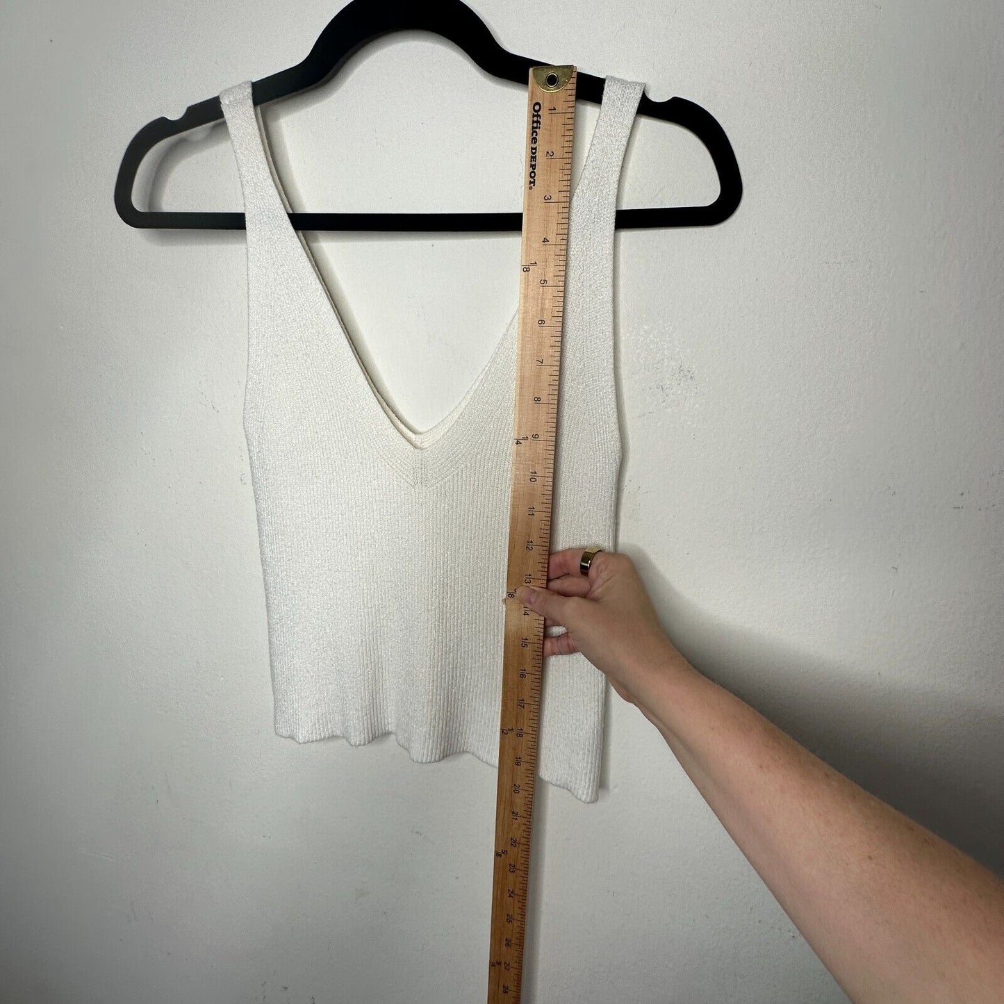 White Deep V Front & Back Sleeveless Tight Knit Tank Top Crop Sweater Small