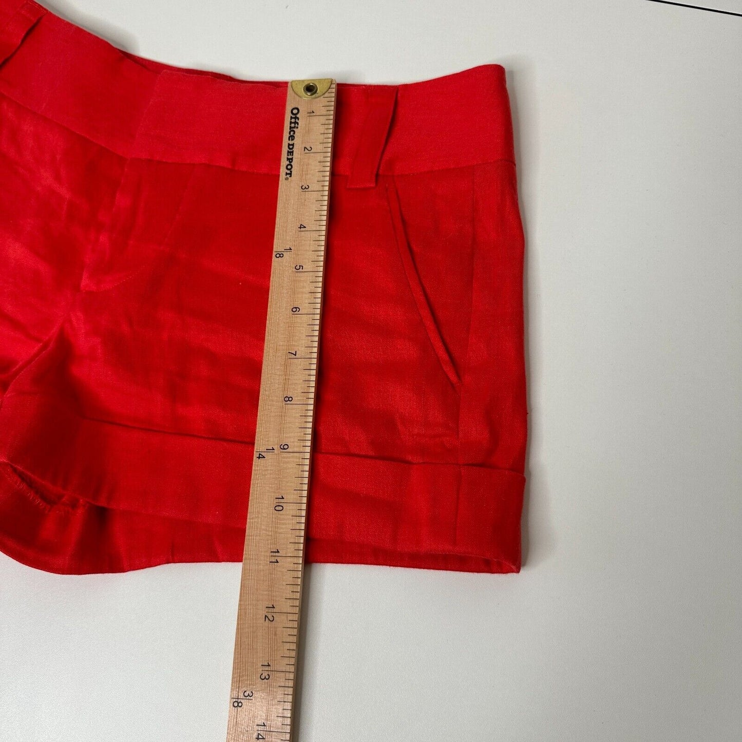 Alice & Olivia Poppy Classic Cady Cuffed Twill Shorts Mid Rise Slash Pockets Med