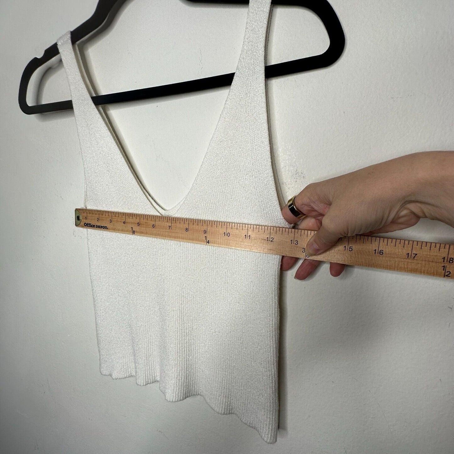 White Deep V Front & Back Sleeveless Tight Knit Tank Top Crop Sweater Small