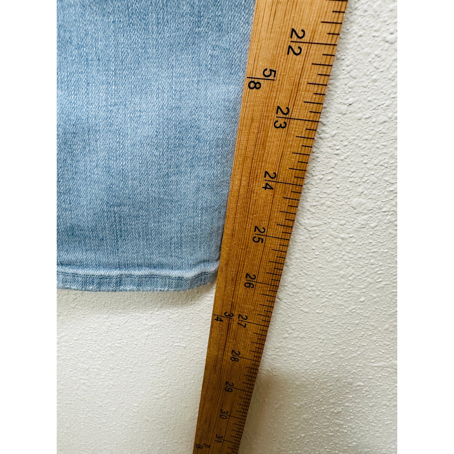 Frame Light Wash Ali High-Rise Cigarette Denim Jeans 28