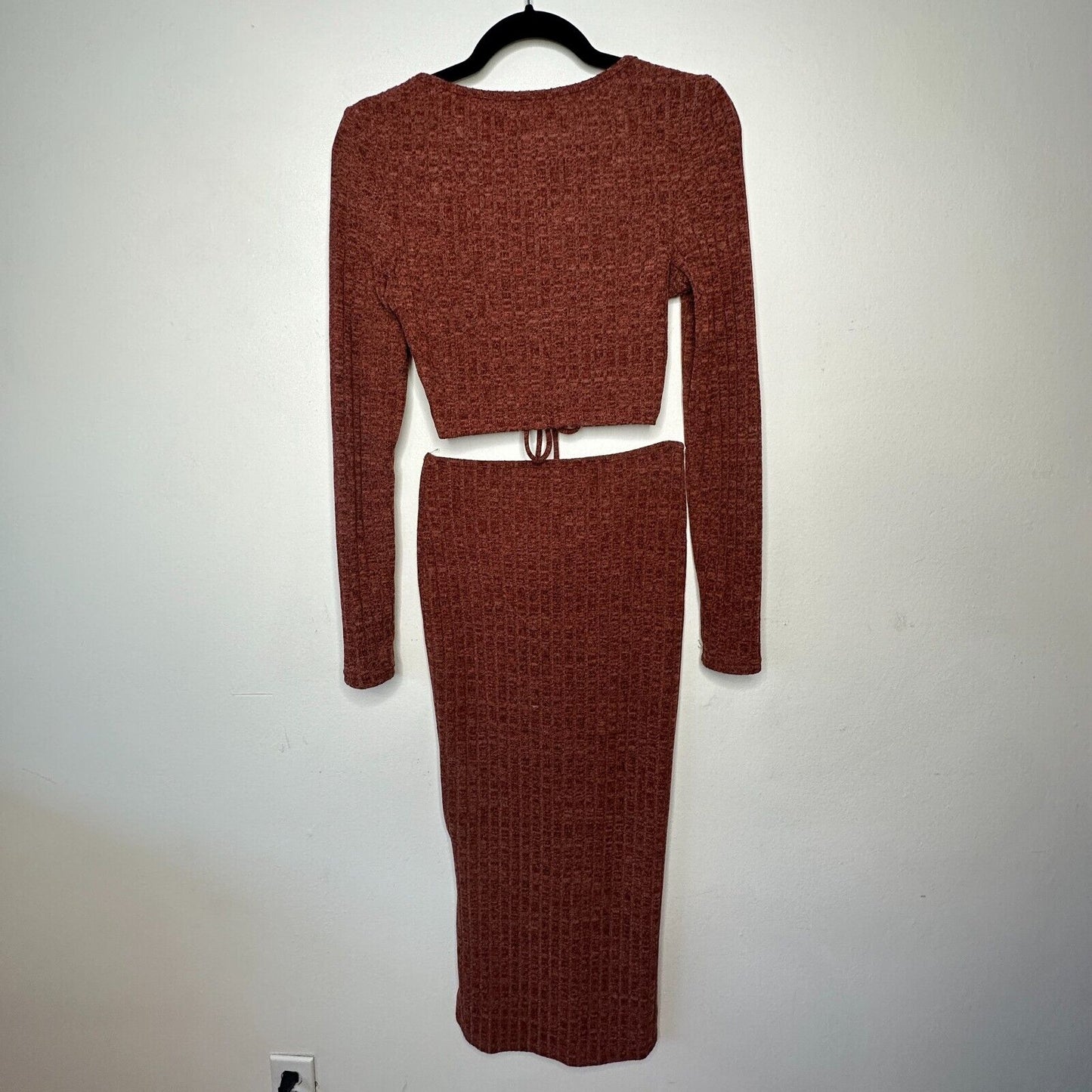 Beige Botany Rust Copper 2-Piece Ribbed Knit Skirt + Long Sleeve V Neck Top M