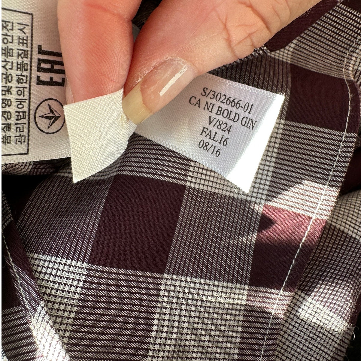 Banana Republic Men's Camden Fit Purple & White Plaid Button Shirt XL