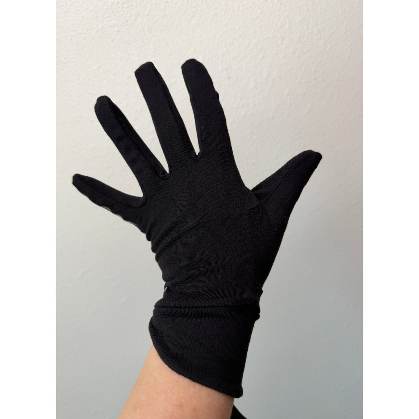 Lululemon Run Gloves Black Women's Workout Gloves