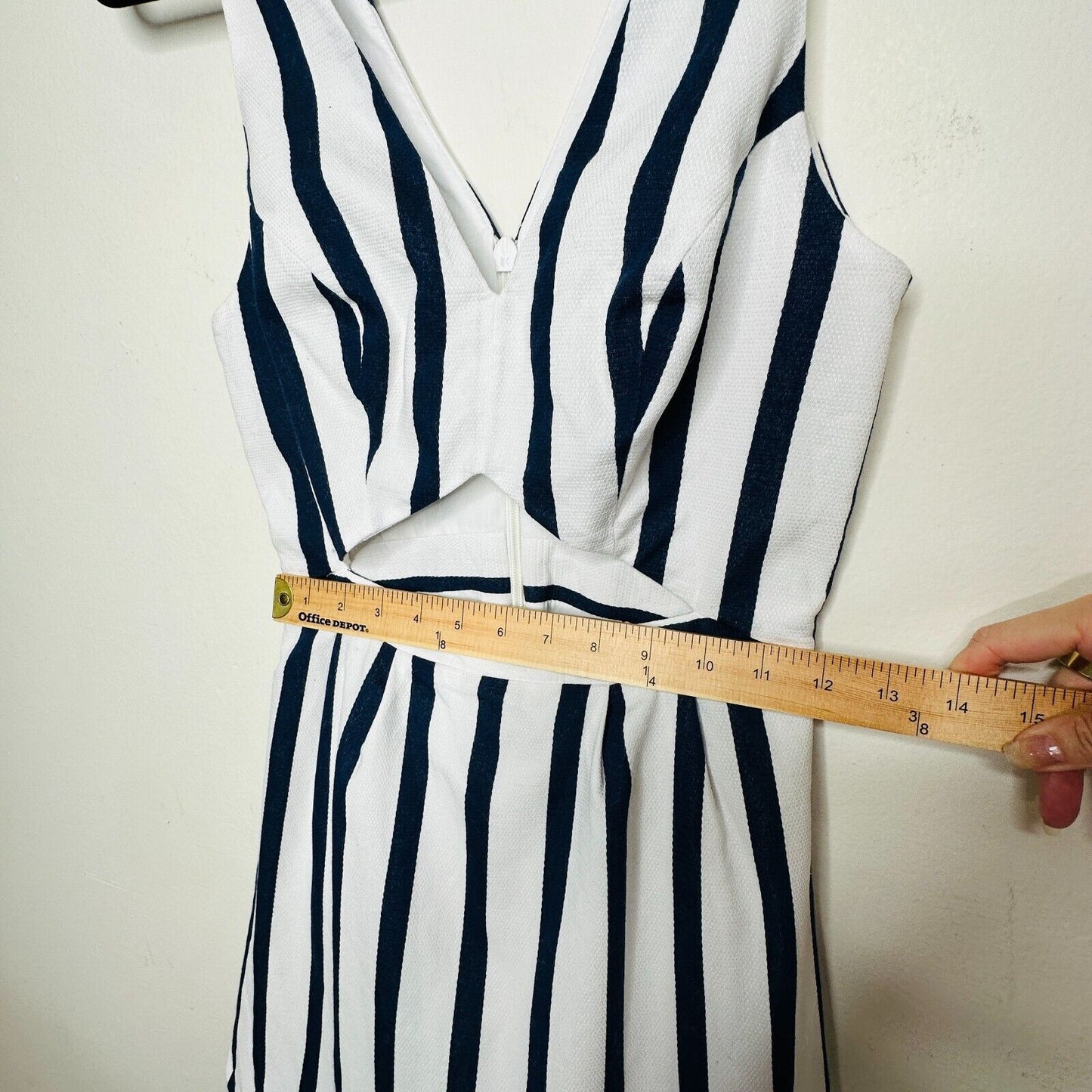 Topshop Navy and White Stripe Triangle Waist Cutout VNeck Nautical Mini Dress 4