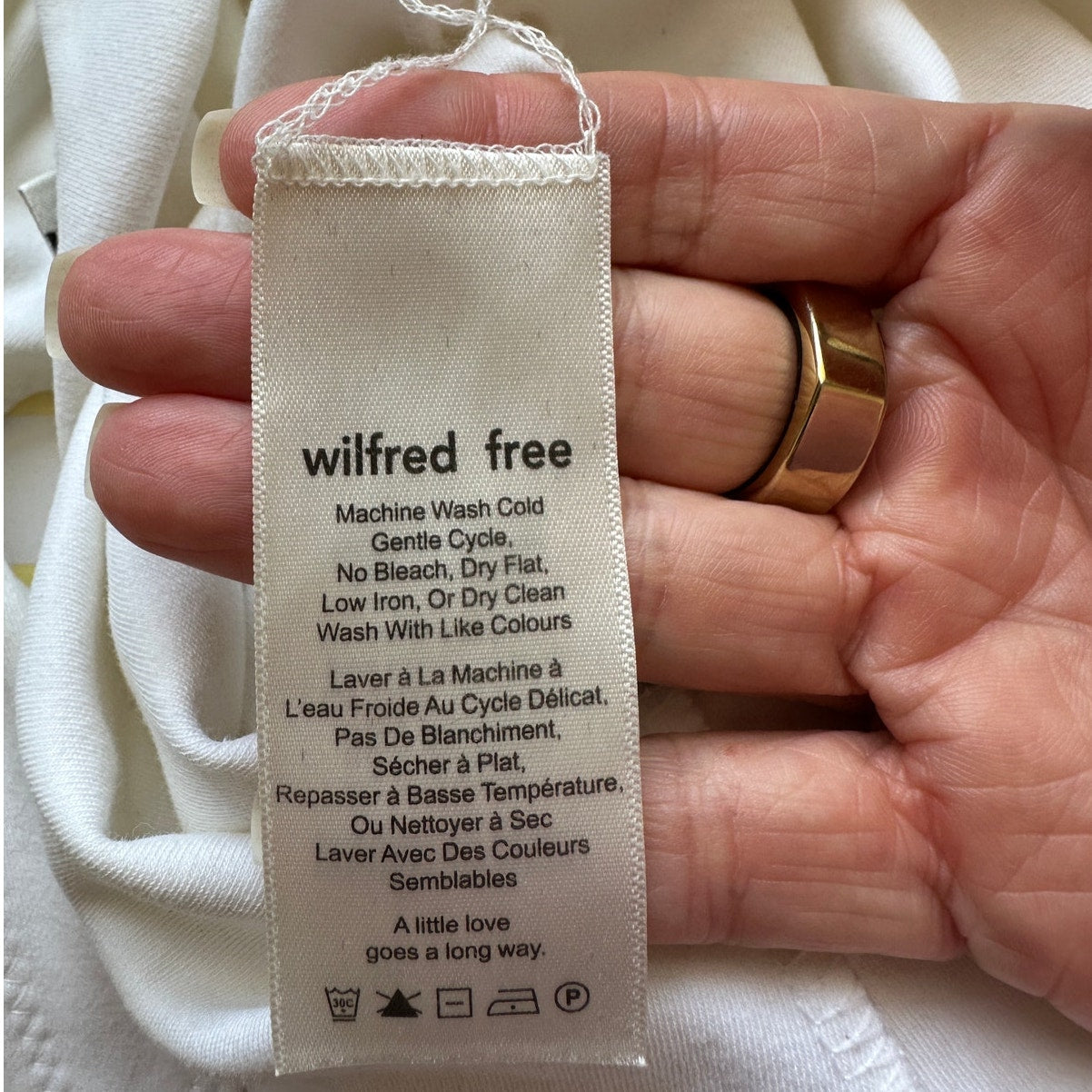 Wilfred Free White U-Neck Bodysuit XS Aritzia Minimalist Thin Stretch