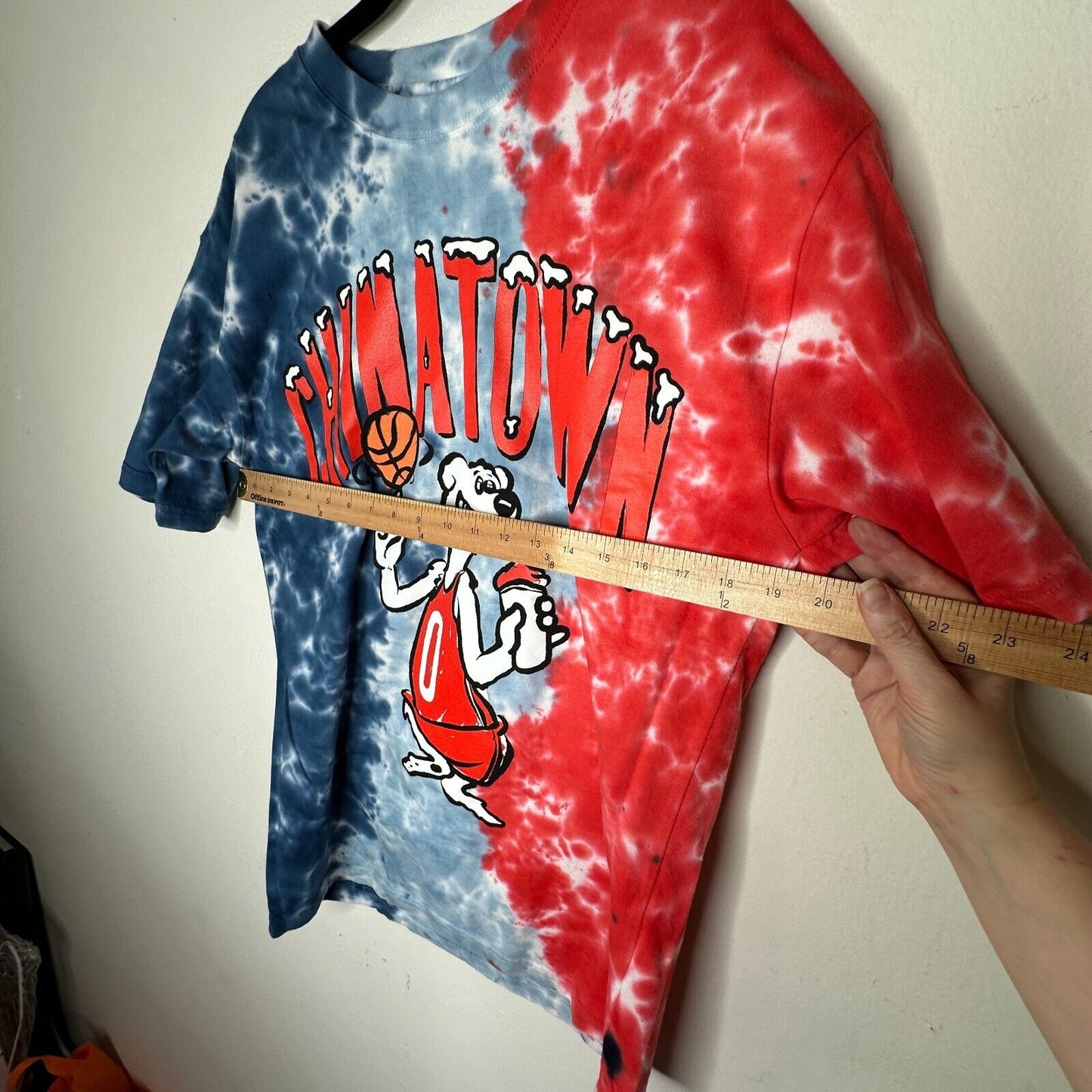 NWOT Chinatown Market Red White & Blue Tie Dye Short Sleeve Basketball Tee M