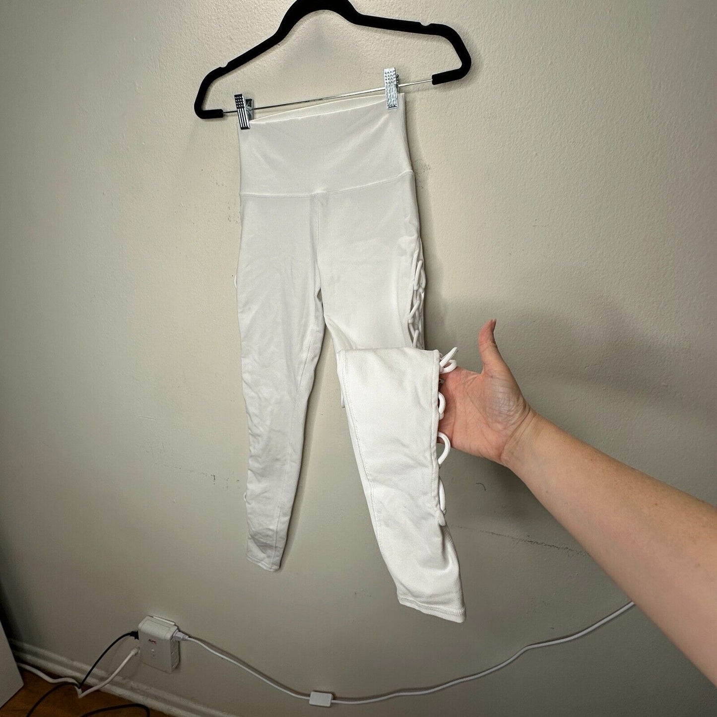 Alo White Interlace Legging High Waisted Lace-Up Detail on Sides Yoga Pant XS