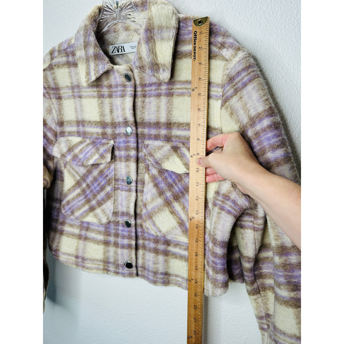 Zara Fuzzy Cream Purple Tan Plaid Front Button Pocket Crop Jacket Small