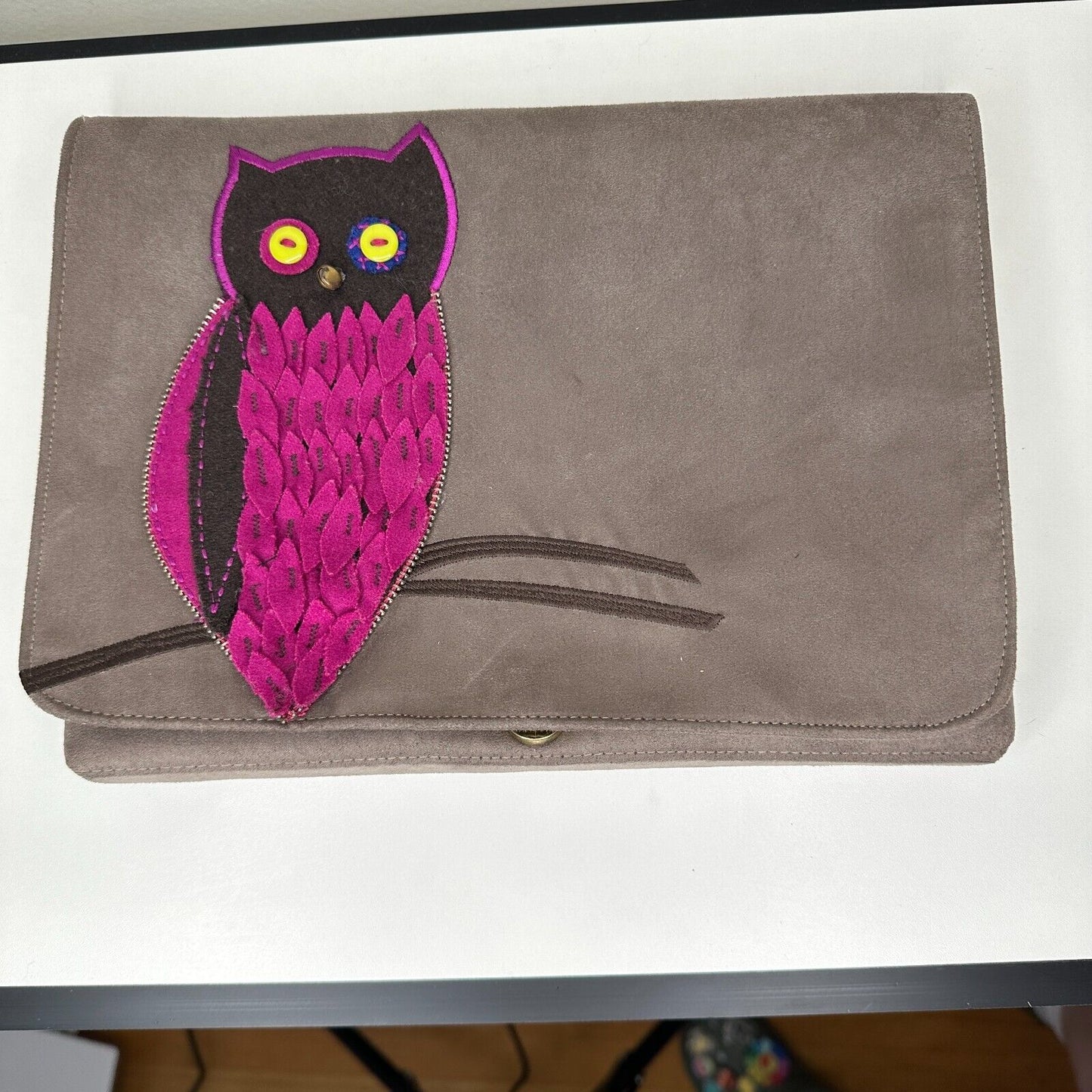 Shiraleah Mocha Suede Clutch Purse Cute Appliqué Owl Silk Zip Lining