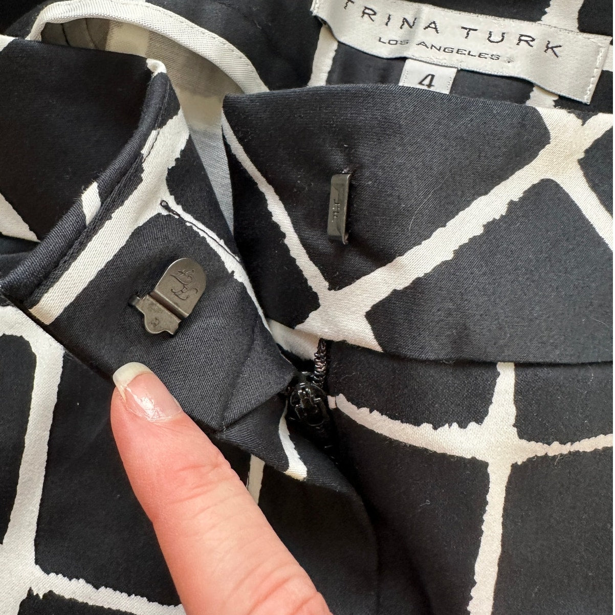 Trina Turk Black & White Check Front Zip Pocket Mini Skirt 4