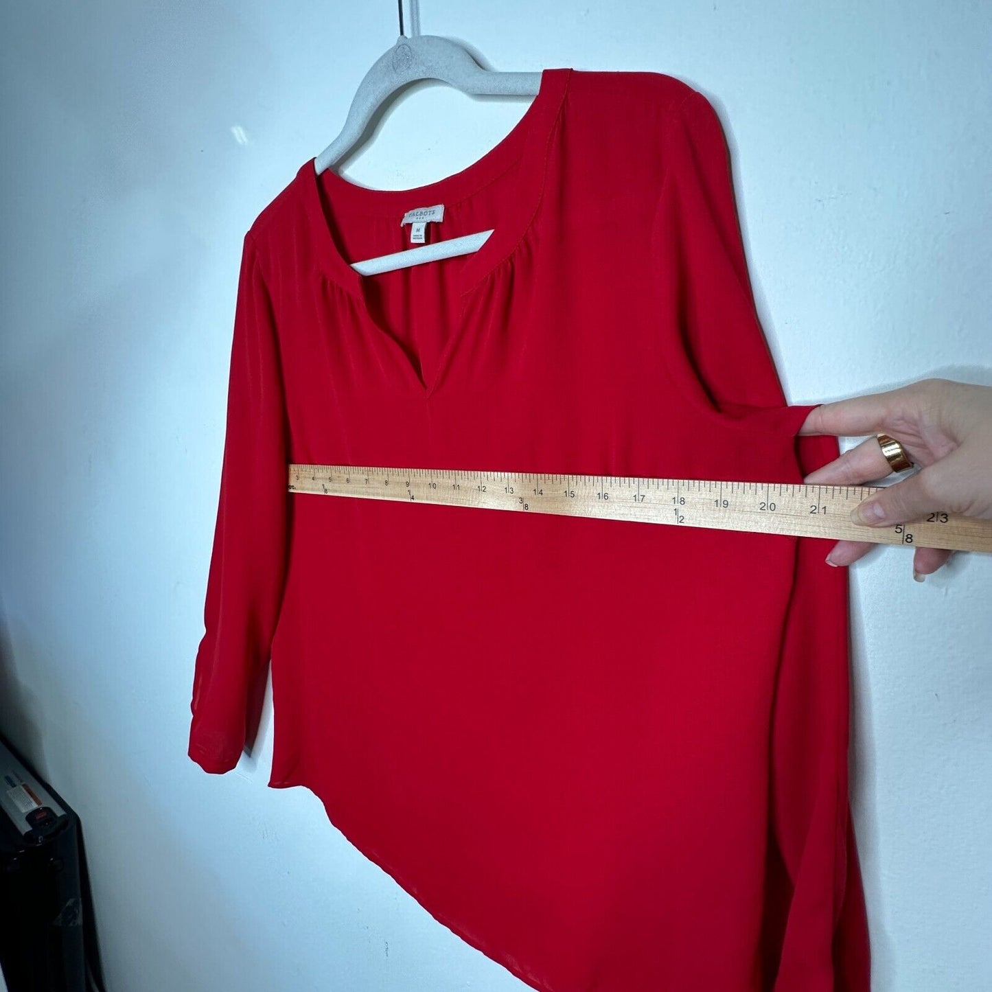 Talbots Red Long Sleeve Button Cuff Shirred Back Cut V Neck Tunic Blouse Medium
