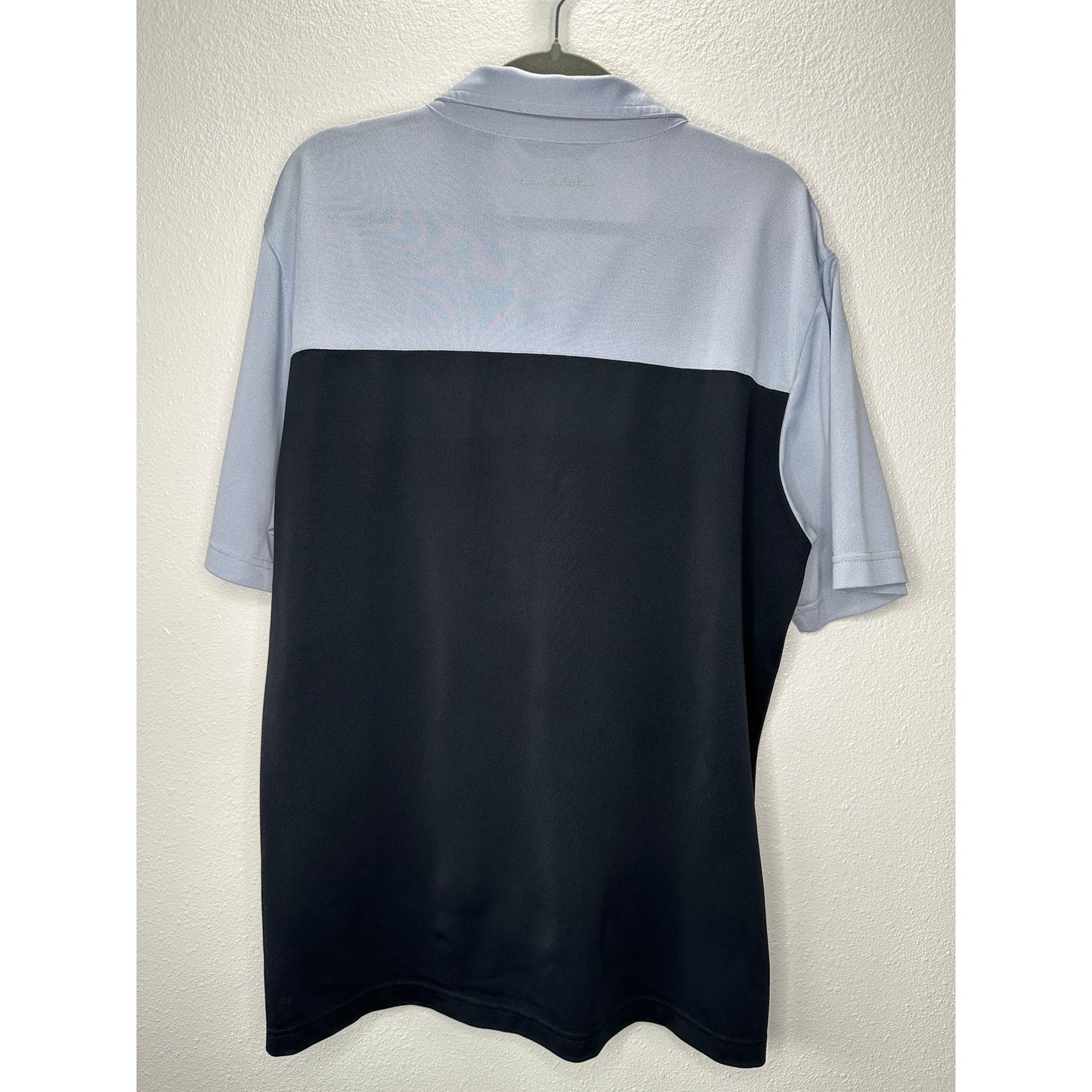 Travis Matthew Light Blue to Black Ombre Short Sleeve Golf Shirt M