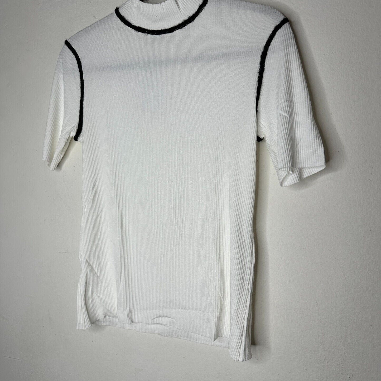 Zara Ivory Black Fuzzy Stitch Lining Mock Neck Short Sleeve Rib Raw Hem Top M