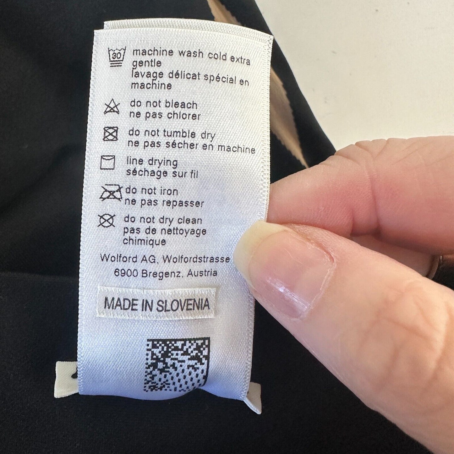 Wolford Sexy Black Linda Leggings Open Side Slit Tan & Pearl Embellishment Small