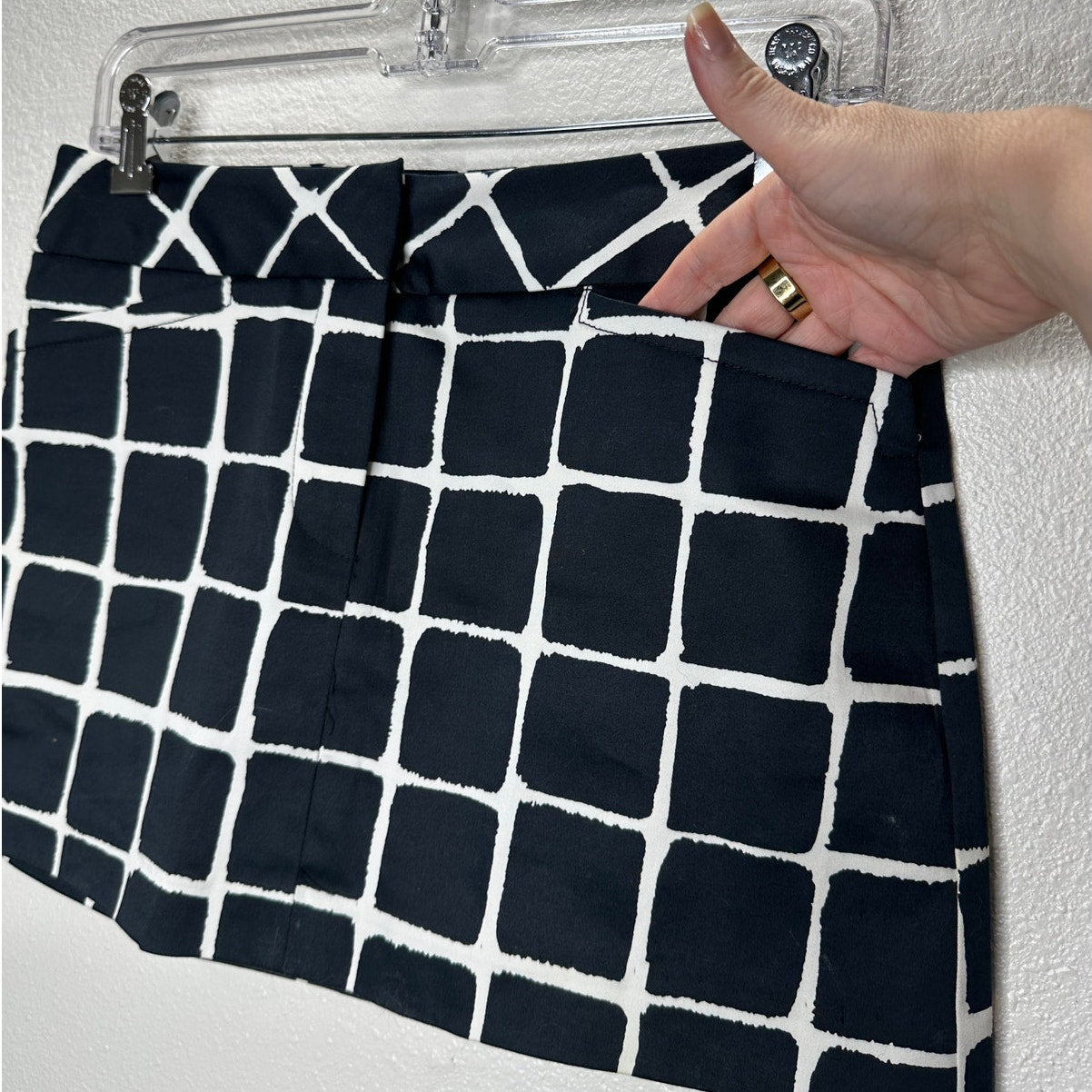 Trina Turk Black & White Check Front Zip Pocket Mini Skirt 4