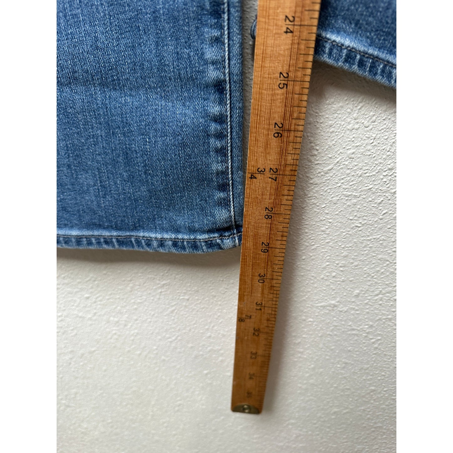 AG The Sloan Jeans Medium Wash Women US 29 Straight Leg