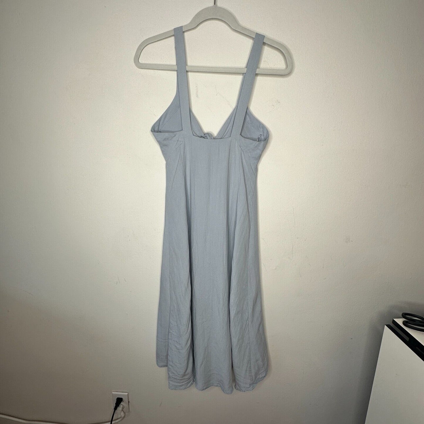 ASTR The Label Light Blue Denim Linen Tie Front Button Closure Midi Dress Medium