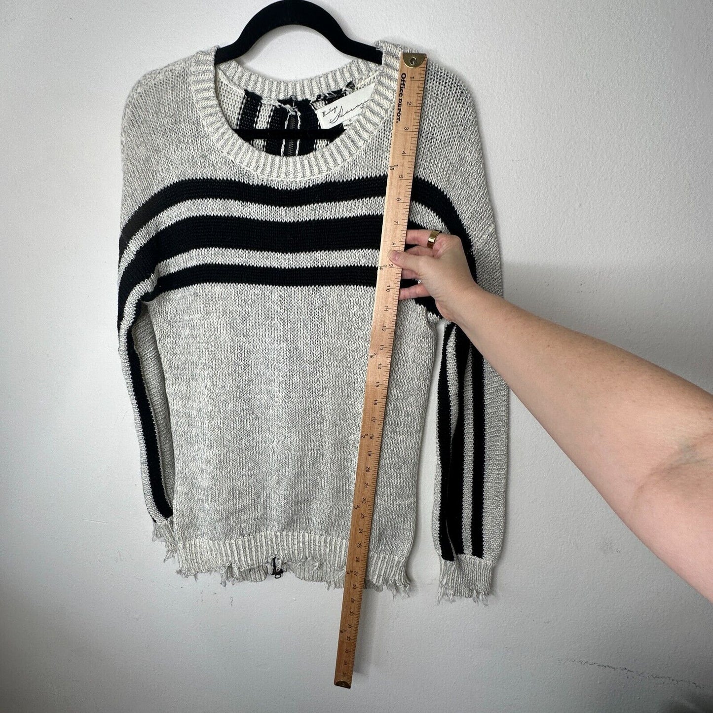 Havana Gray Black Stripe Distressed Long Sleeve Round Neck Sweater Zip Back SM