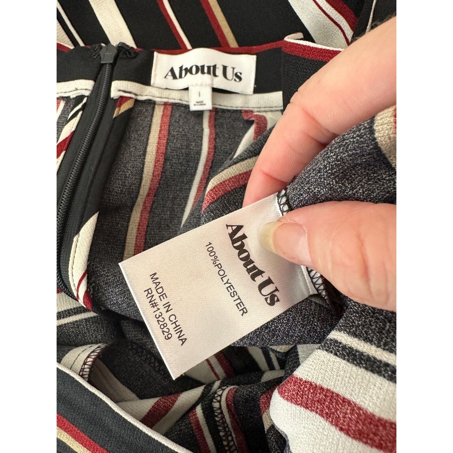 About Us Lenny Black Red White Stripe Pants Flare Trousers Back Zip Pockets L