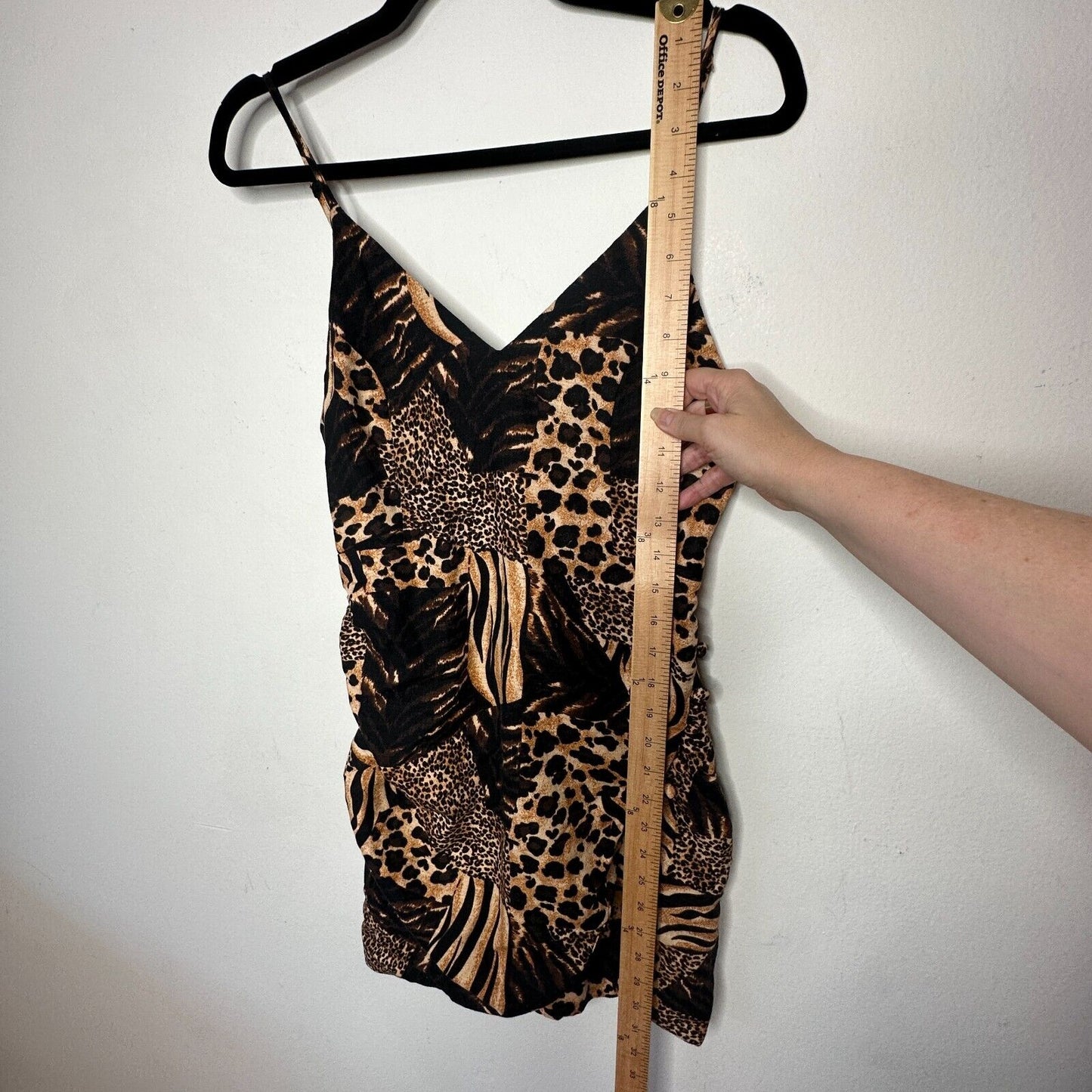 Urban Outfitters leopard Print V Neck Spaghetti Strap Tulip Hem Mini Dress Small