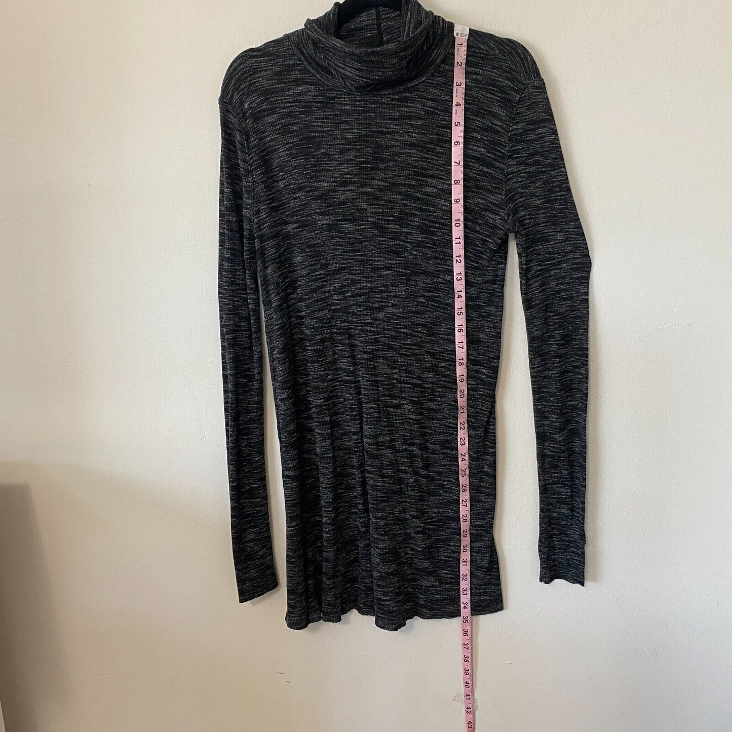 We The Free Stone Cold Split Back Long Sleeve Turtleneck Top Black Gray Medium